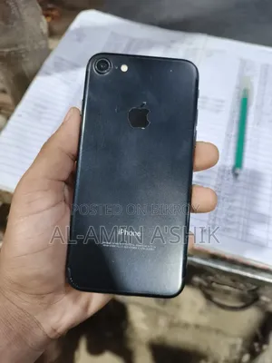 Apple iPhone 7 128 GB Black