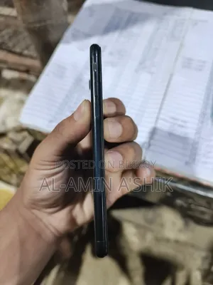 অ্যাপল আইফোন ৭ ১২৮ জিবি কালো