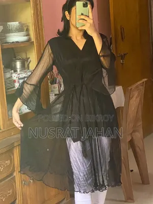 ব্ল্যাক টপস ড্রেস প্রাইস ৪০০