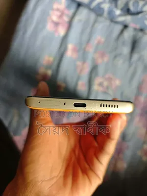 আইকিউওও ২৫৬ জিবি কমলা