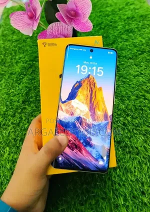 রিয়েলমি ১৪ প্রো ১২৮ জিবি হোয়াইট