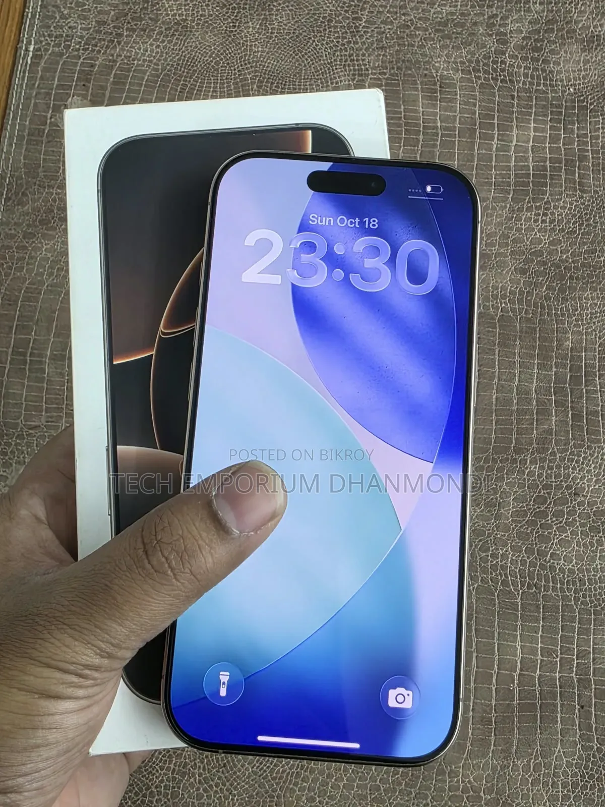 অ্যাপল আইফোন ১৬ প্রো ১২৮ জিবি