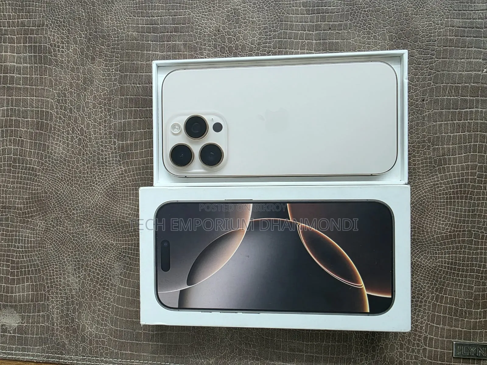 অ্যাপল আইফোন ১৬ প্রো ১২৮ জিবি