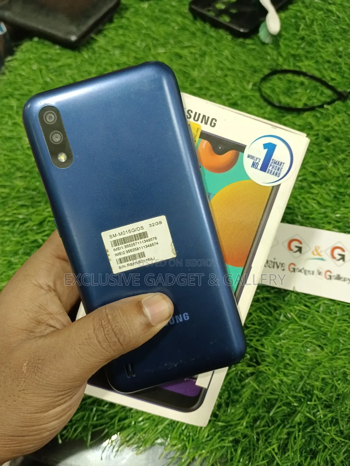 স্যামসাং গ্যালাক্সি এম০১ ৩২ জিবি নীল