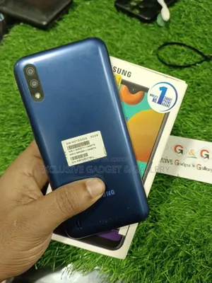 স্যামসাং গ্যালাক্সি এম০১ ৩২ জিবি নীল