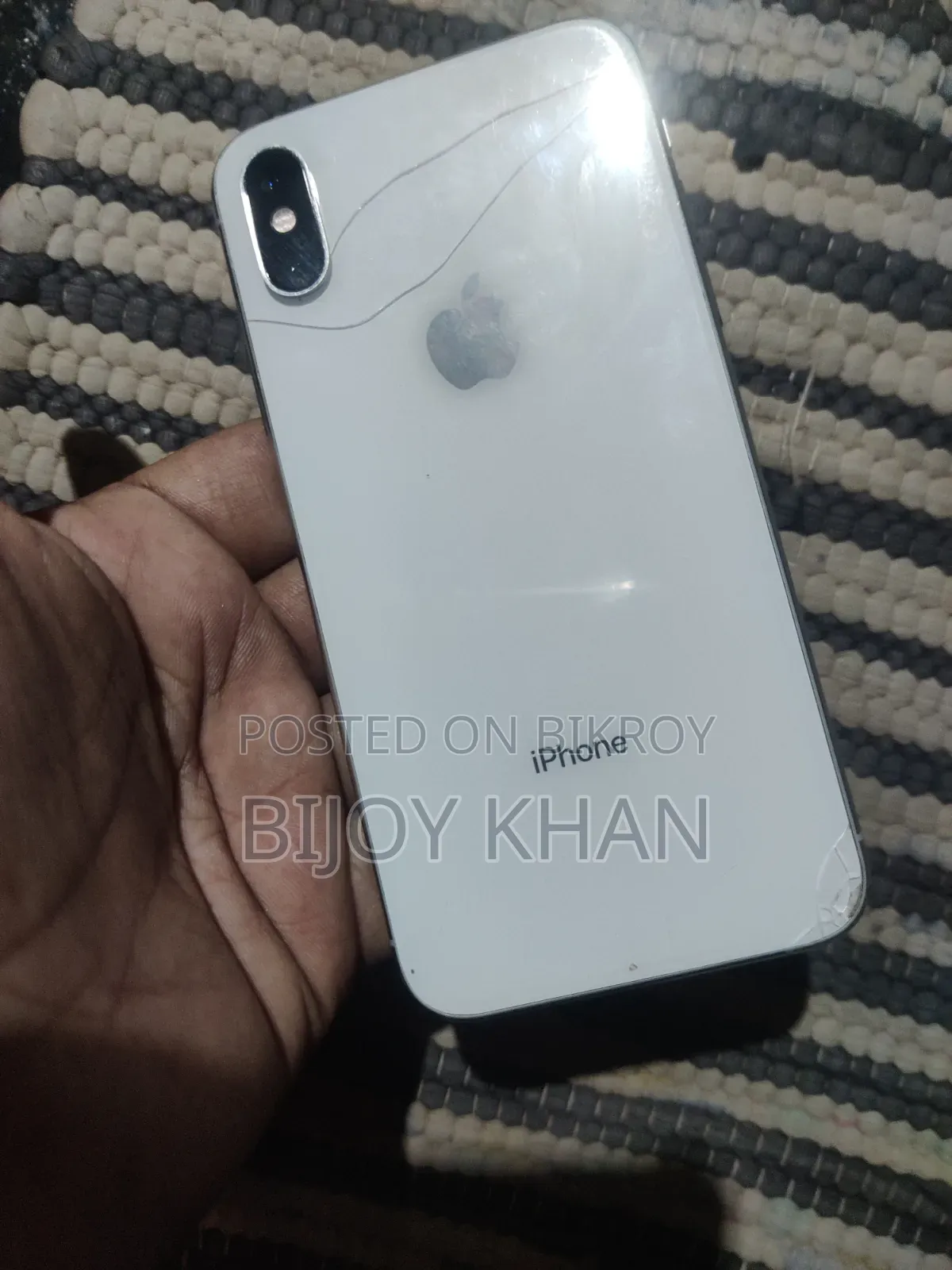অ্যাপল আইফোন এক্সএস ৬৪ জিবি সাদা