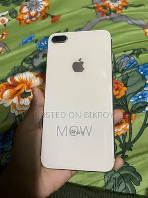 Apple iPhone 8 Plus 64 GB Gold