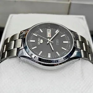 Seiko 5 Automatic 21 Jewels | Black Dial | Seiko 5 Master Grade