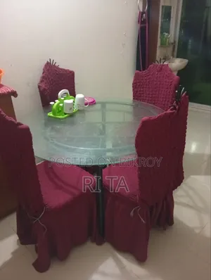 Dining table for sale