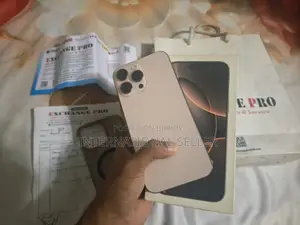 Apple iPhone 16 Pro Max 256 GB Gold
