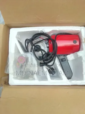 Cloth Cutting Machine
