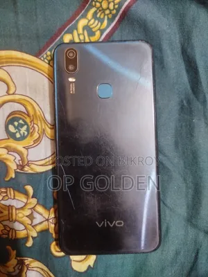 Vivo Y11 32 GB Blue