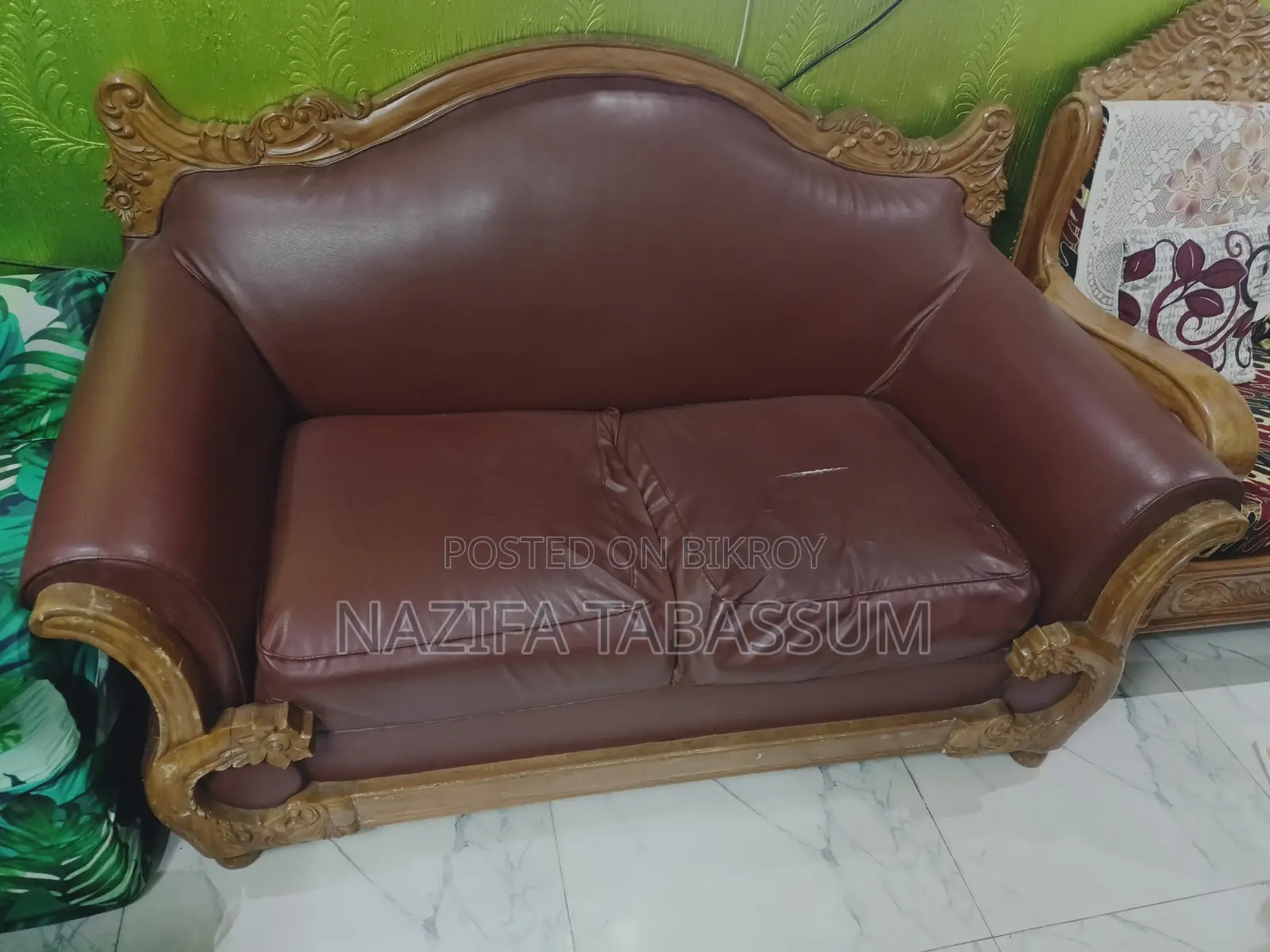 Sale Post, I want to sell the sofa used in my home