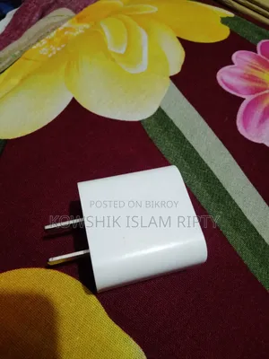 আইফোন অরিজিনাল চার্জার উইথ বক্স (২০ডব্লিউ)