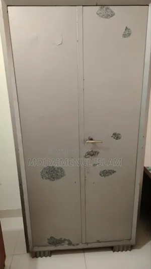 Steel Almari