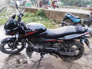 বাজাজ পালসার ১৫০ ২০১৭ ব্ল্যাক
