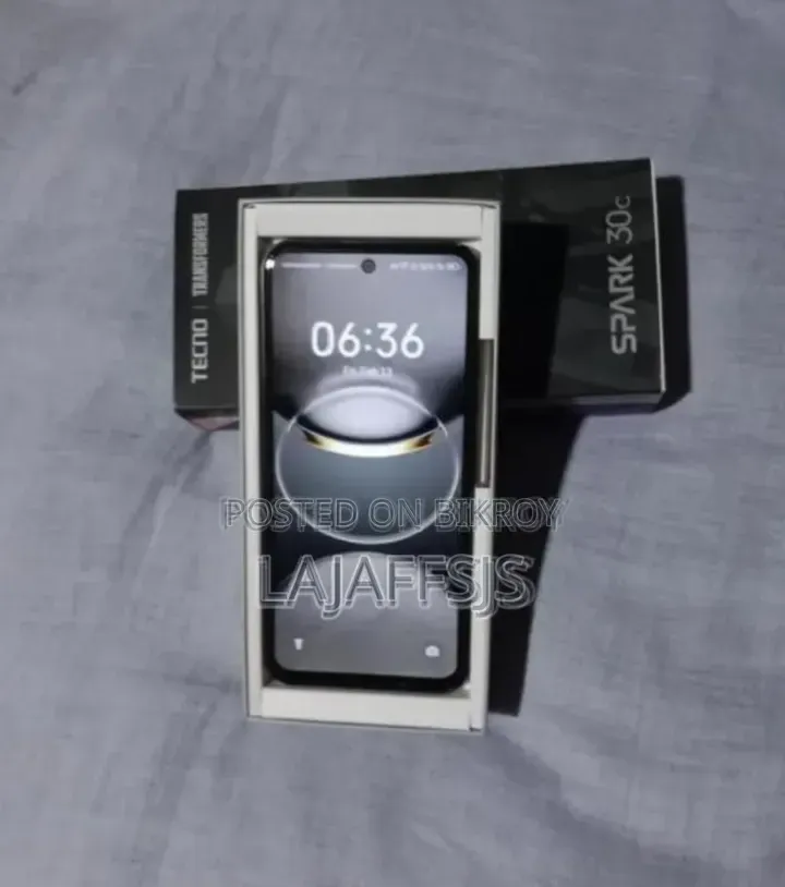 Tecno Spark 30C 128 GB Black