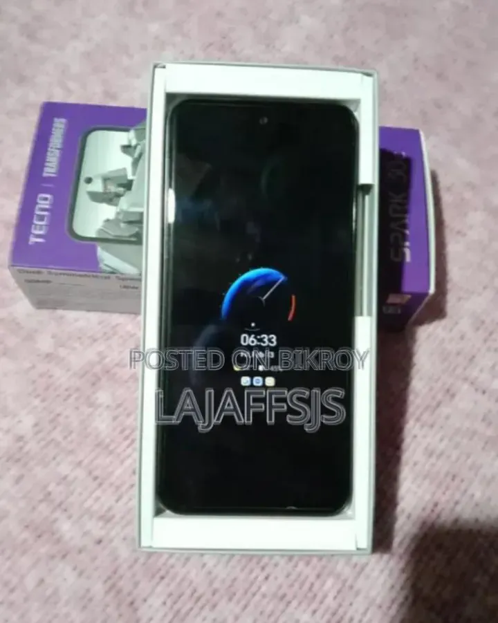 Tecno Spark 30C 128 GB Black