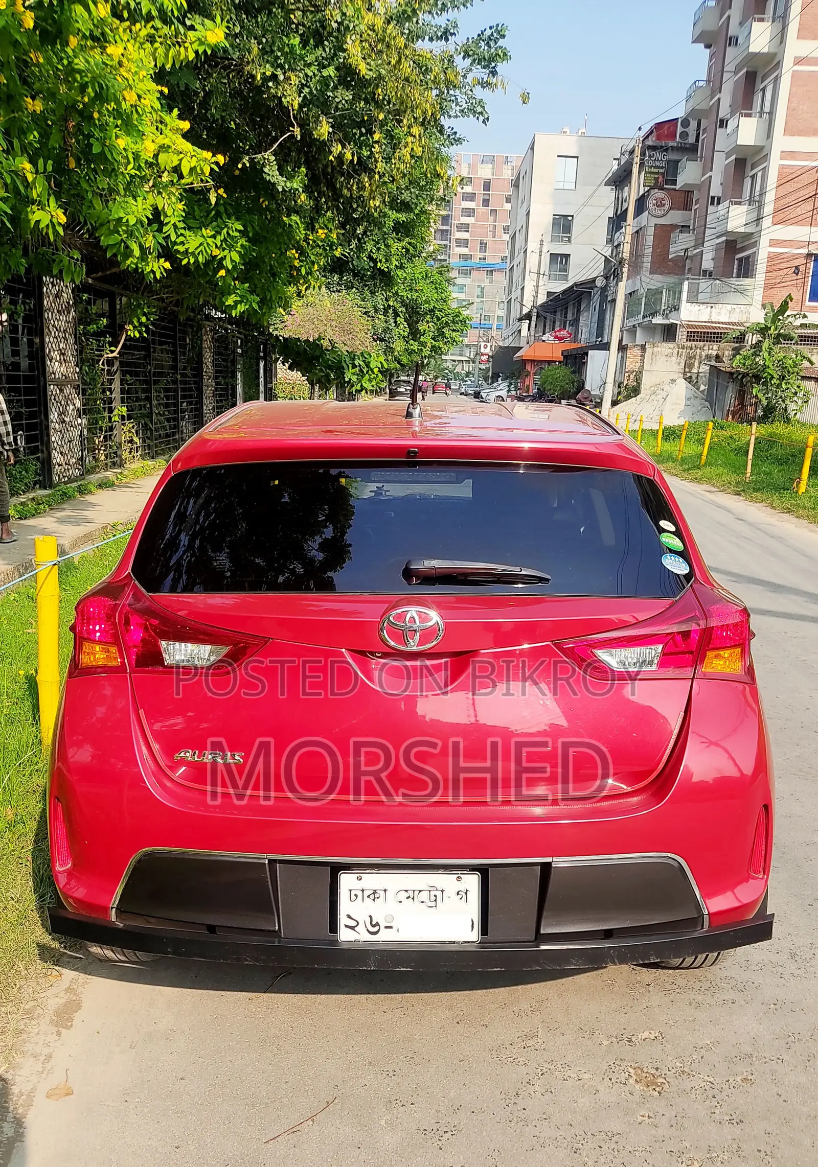 Toyota Auris 2013 Red