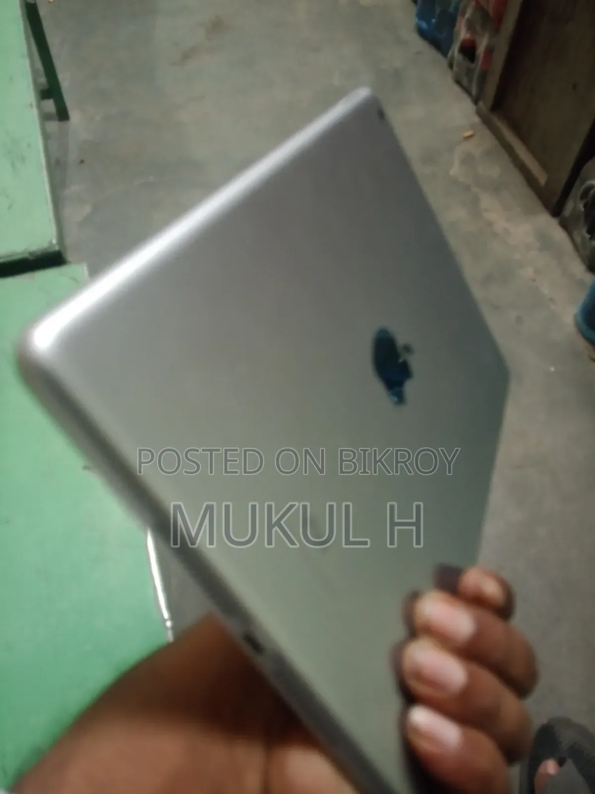 Apple iPad 9.7 64 GB Beige