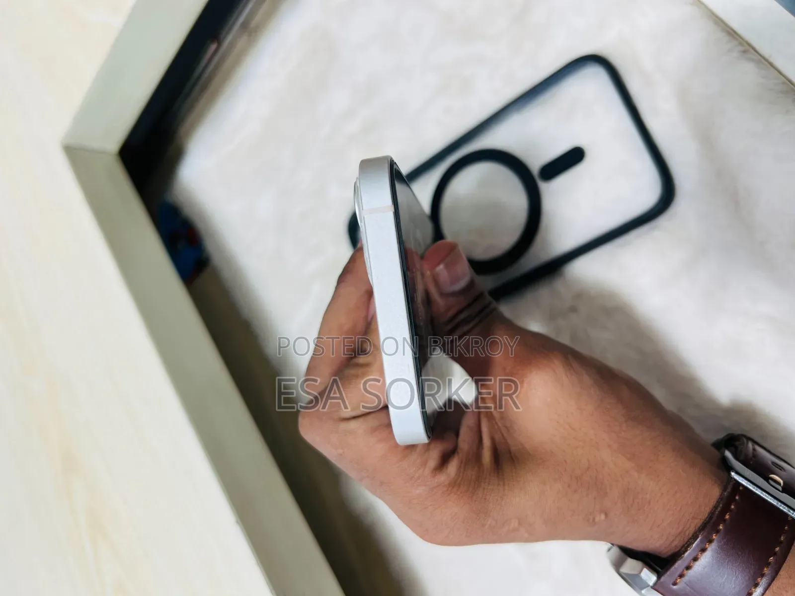 New Apple iPhone 13 128 GB White