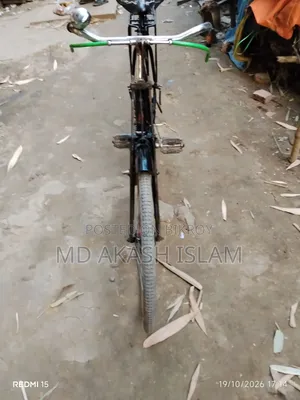 সাইকেলটা অনেক ভালো দুইটা টায়ার নতুন দুইটা টিউব নতুন
