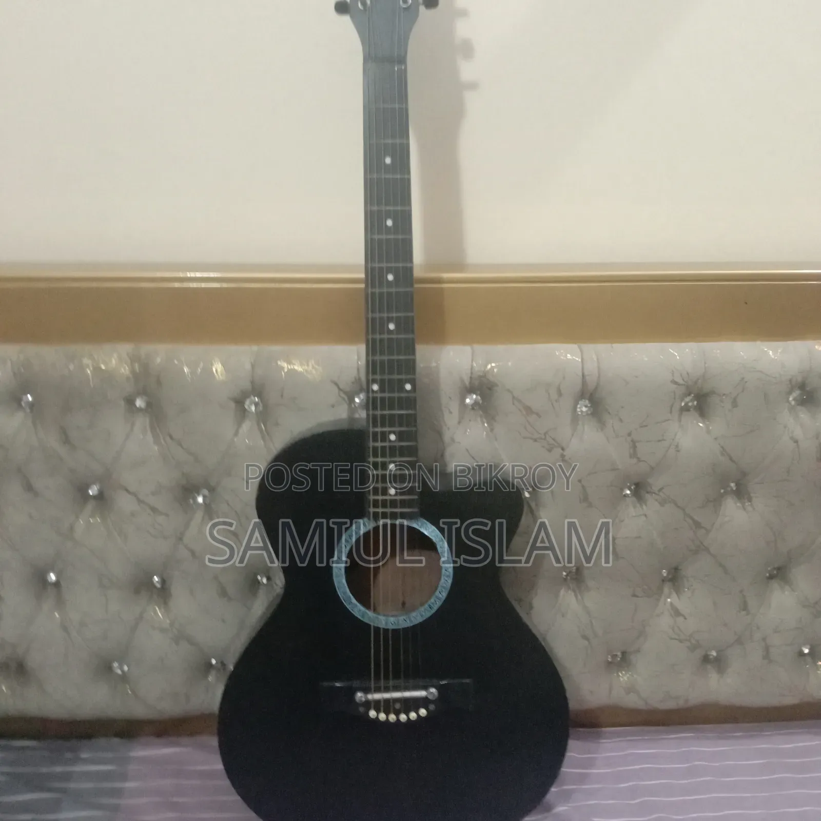 অ্যাকোস্টিক গিটার ভালো মানের