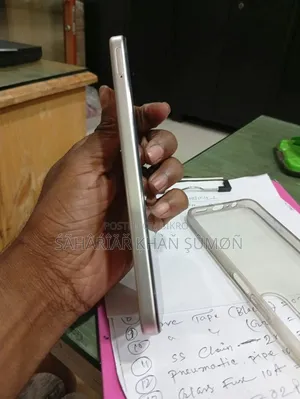 নিউ রিয়েলমি সি১০০আই ১২৮ জিবি গোল্ড