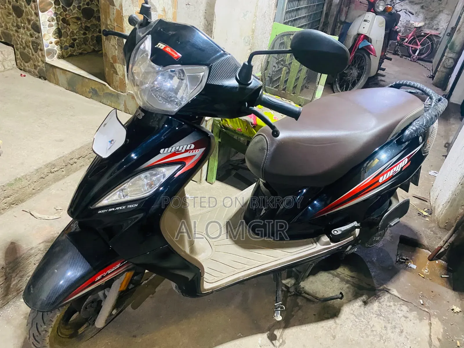 টিভিএস উইগো ২০২৩ কালো