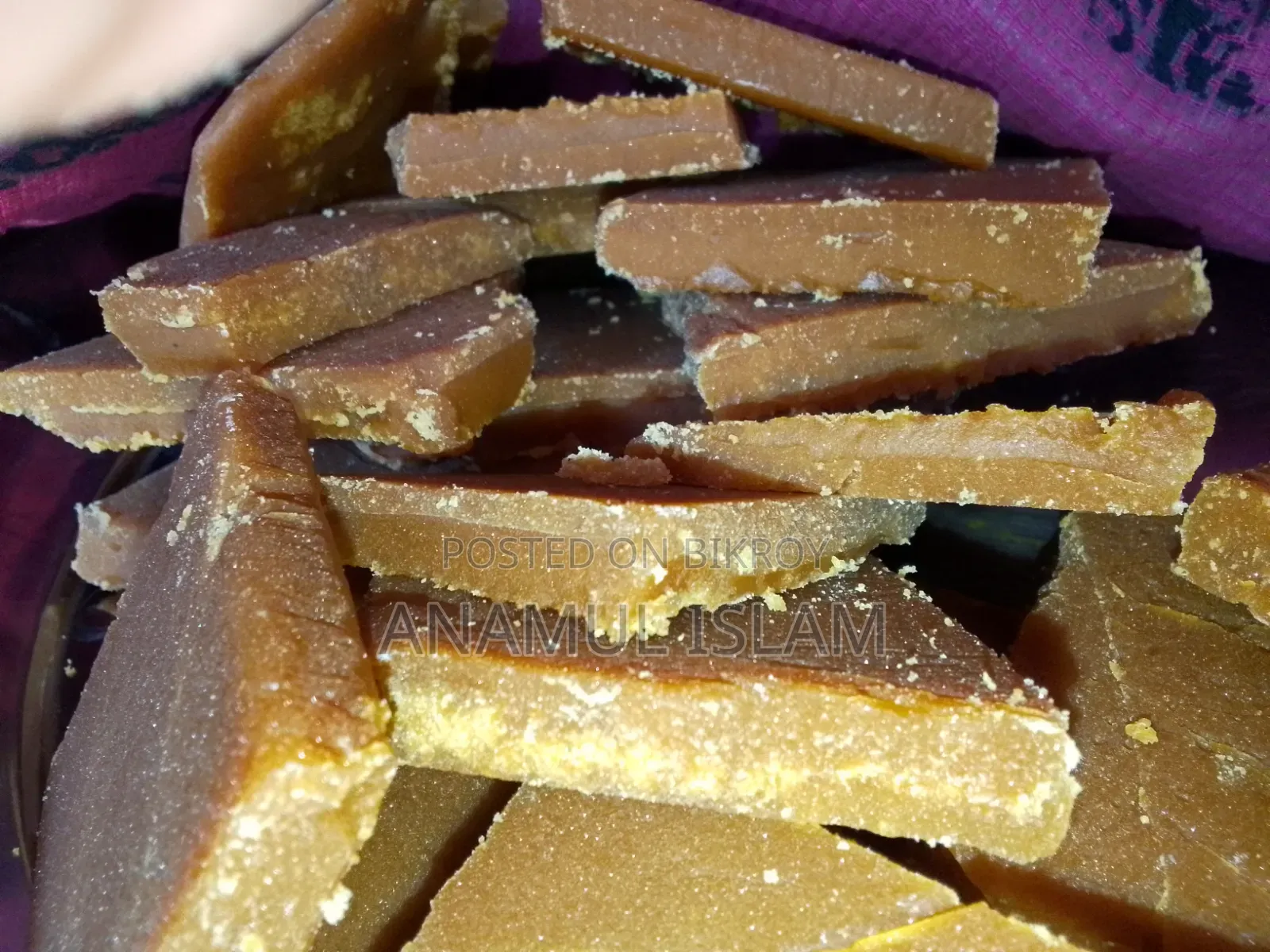রাজশাহীর বিখ্যাত খাঁটি খেজুরের গুড়