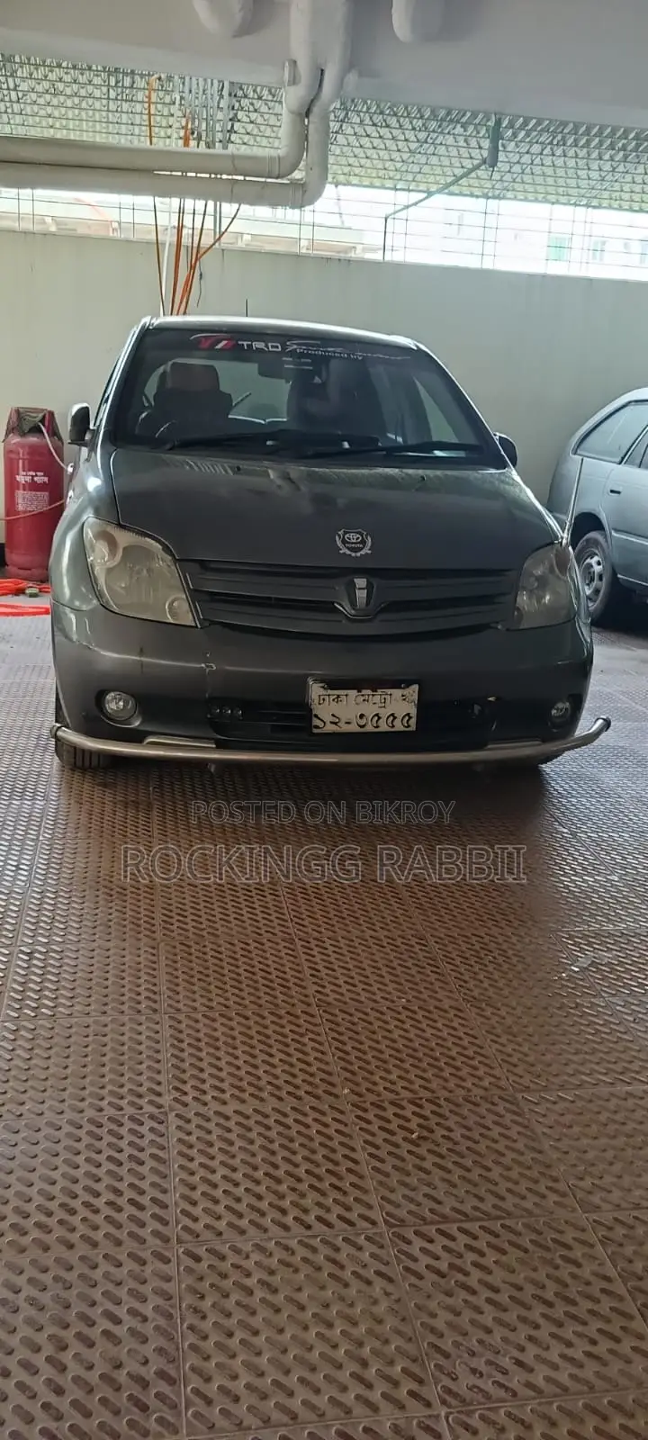 Toyota IST 2004 Gray