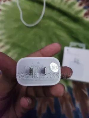 অ্যাপল চার্জার অ্যাডাপ্টার