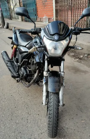 রানার টার্বো ১২৫ ২০১৭ লাল