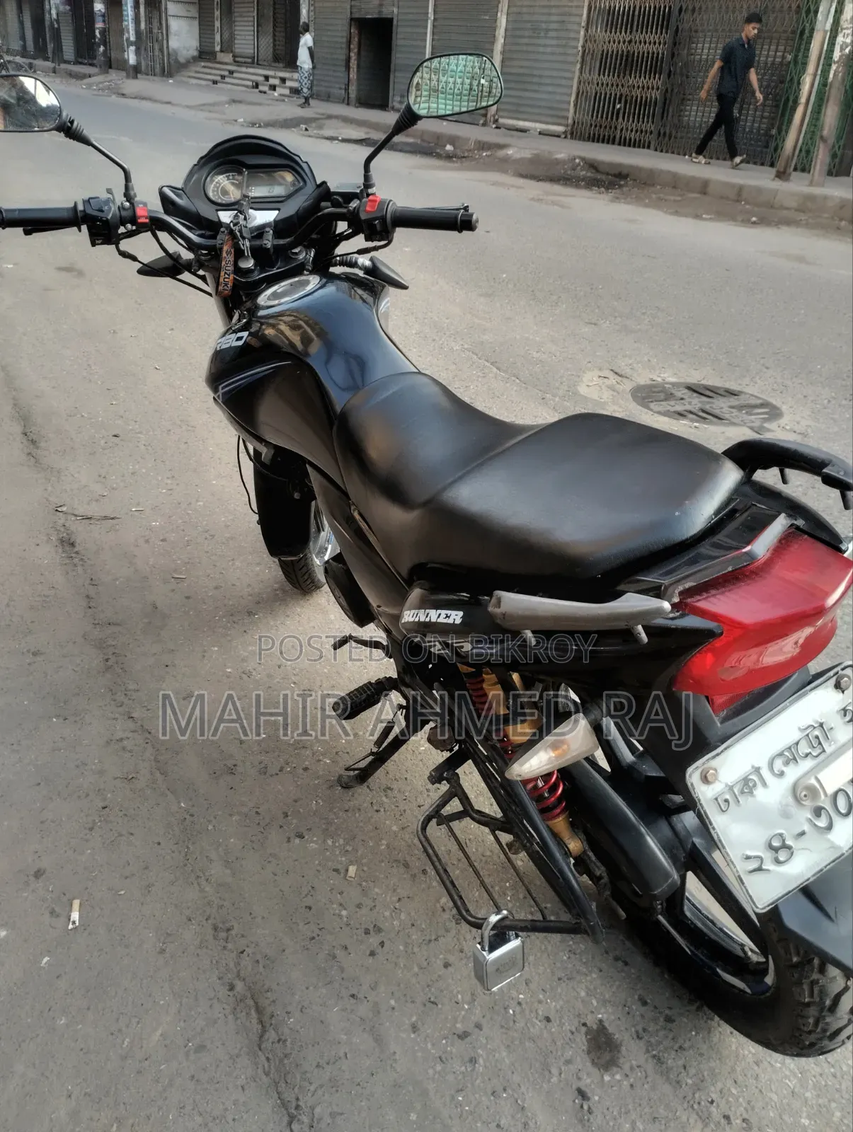 রানার টার্বো ১২৫ ২০১৭ লাল
