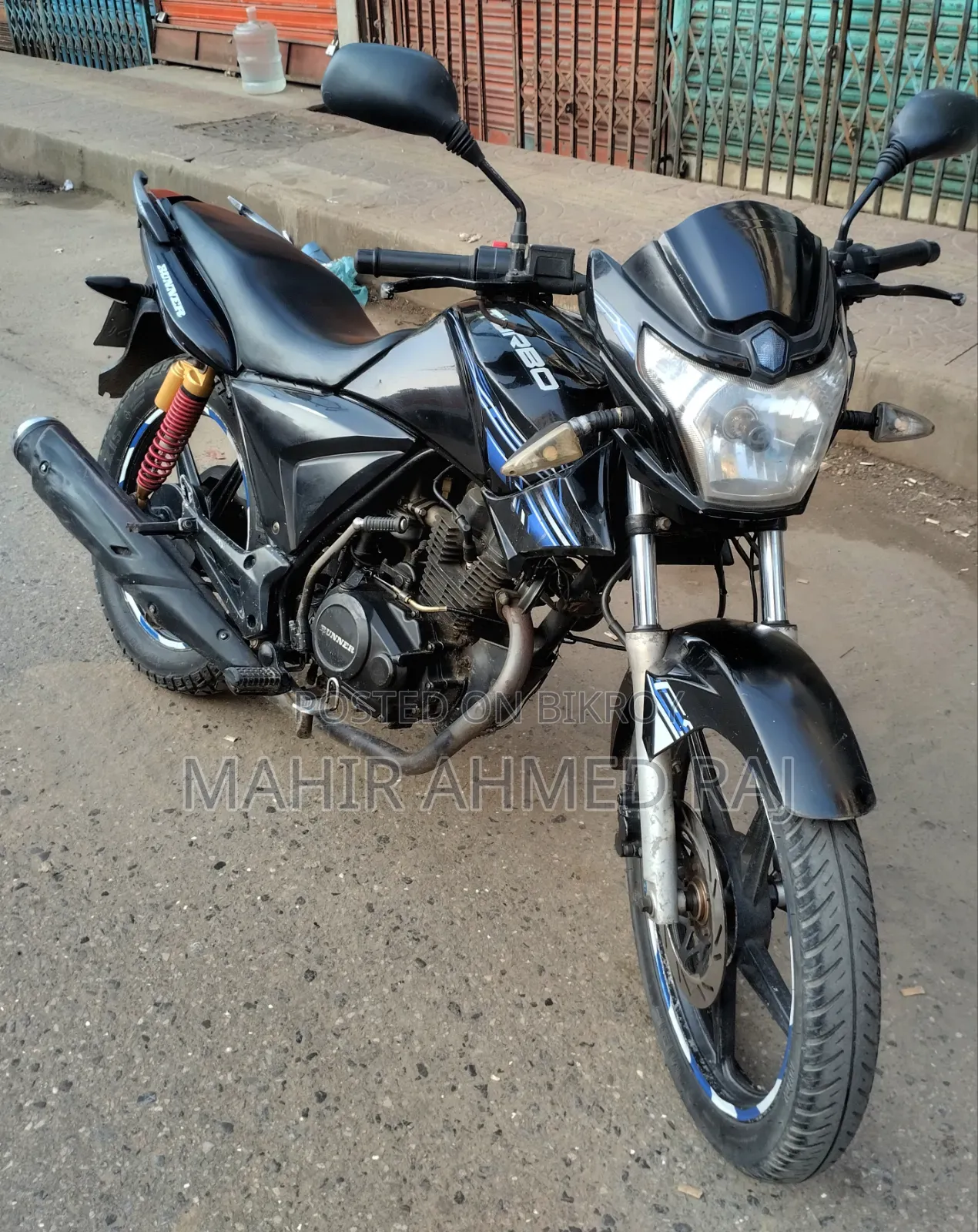 রানার টার্বো ১২৫ ২০১৭ লাল