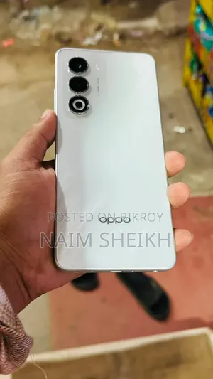 ওপ্পো এ৫ ৫জি ১২৮ জিবি হোয়াইট