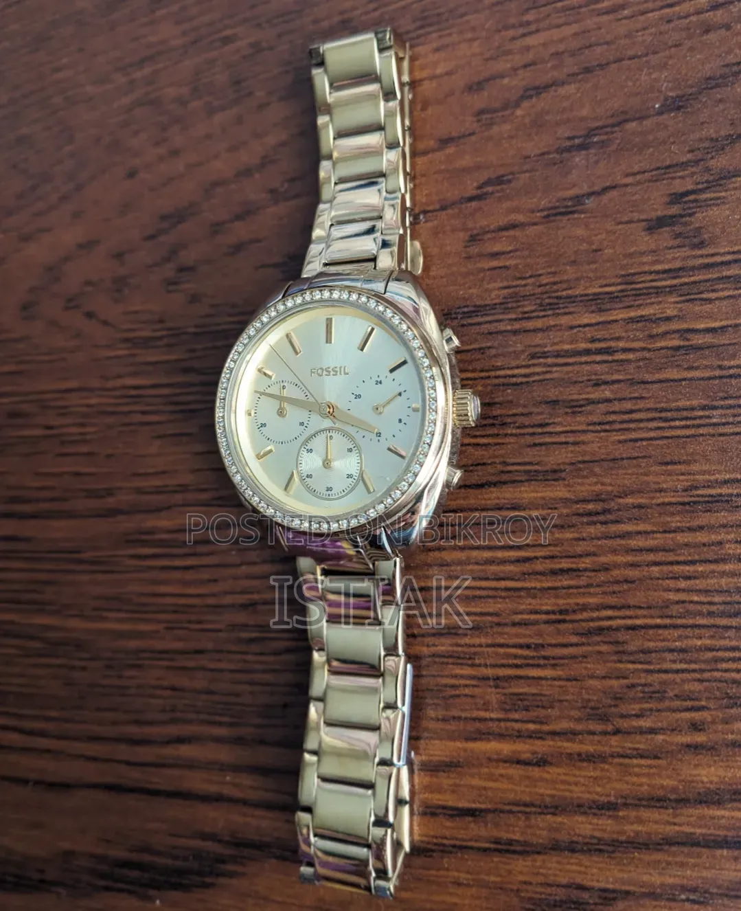 The Fossil BQ3658 Women's Chronograph Watch With Box