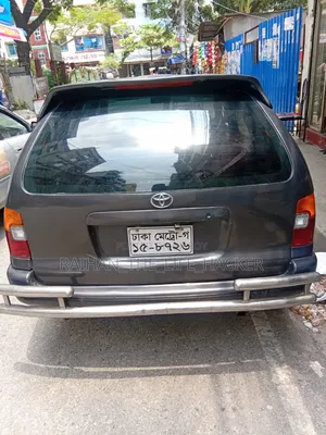 টয়োটা করোল্লা ১৯৯৮ ধূসর