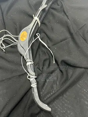 কাপড়ের হ্যাঙ্গার