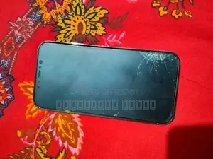 অ্যাপল আইফোন এক্সআর ১২৮ জিবি ব্ল্যাক