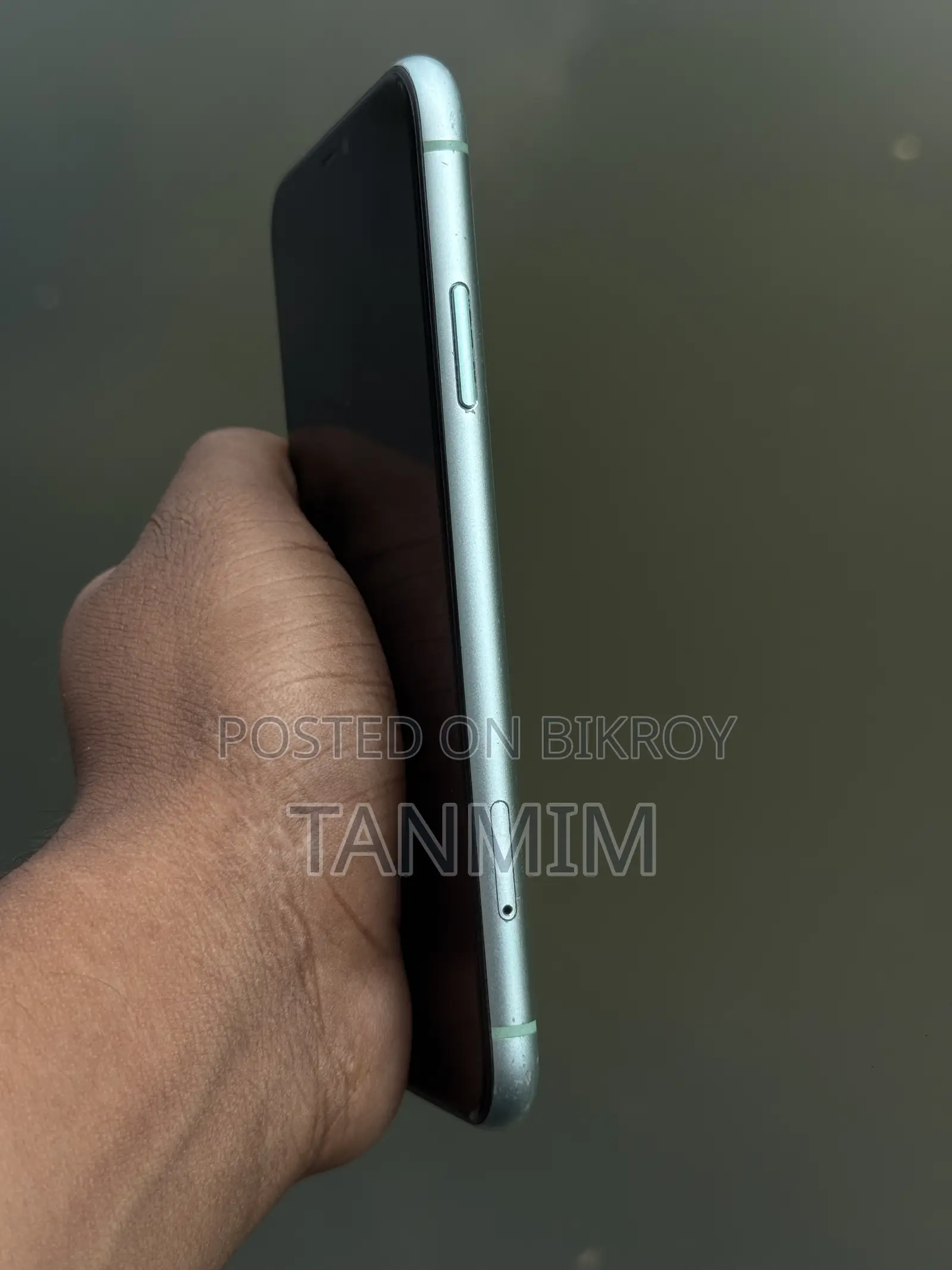 অ্যাপল আইফোন ১১ ৬৪ জিবি গ্রিন