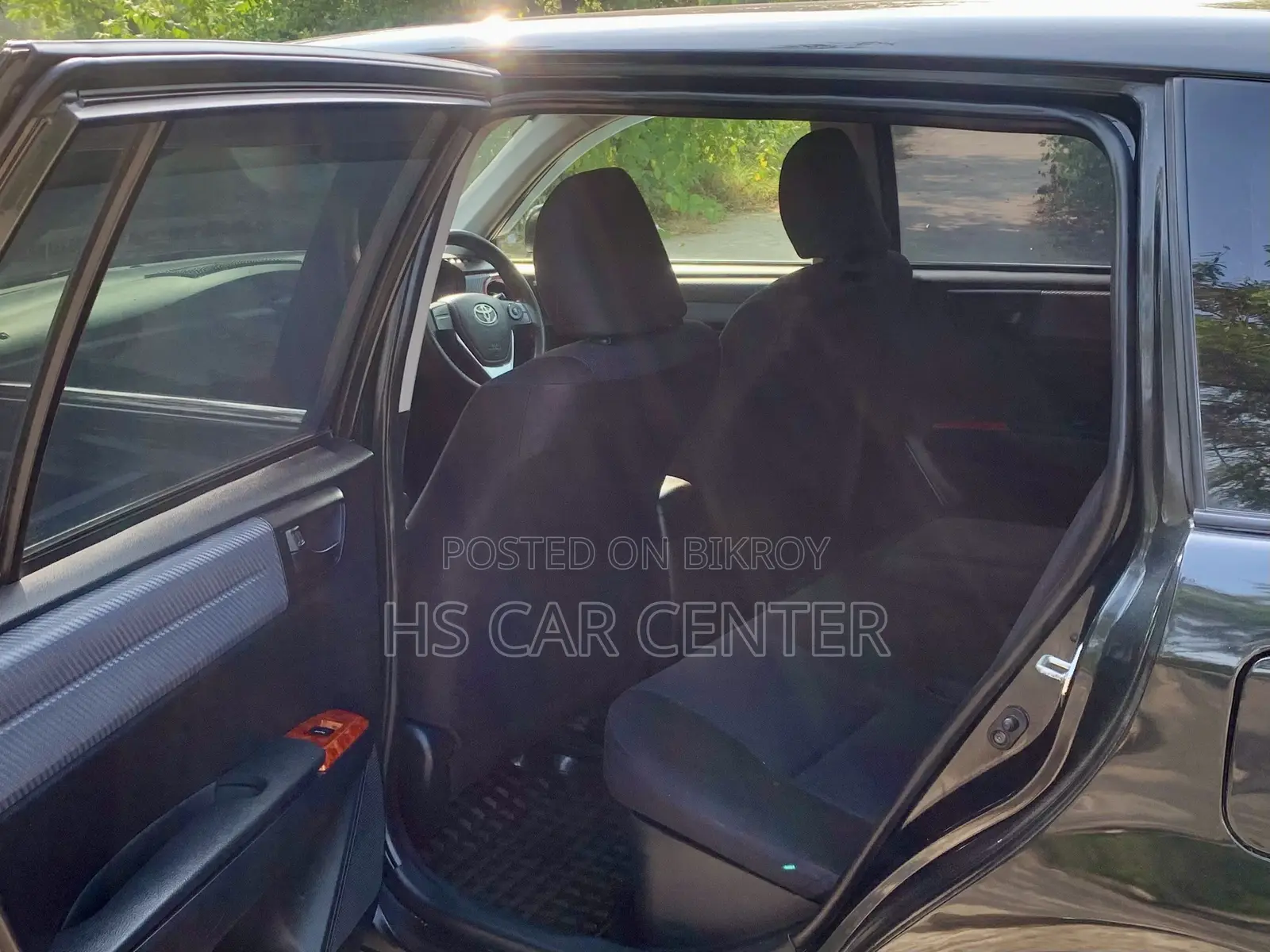 Toyota Corolla Fielder 1.5 Hybrid FWD 2014 Black