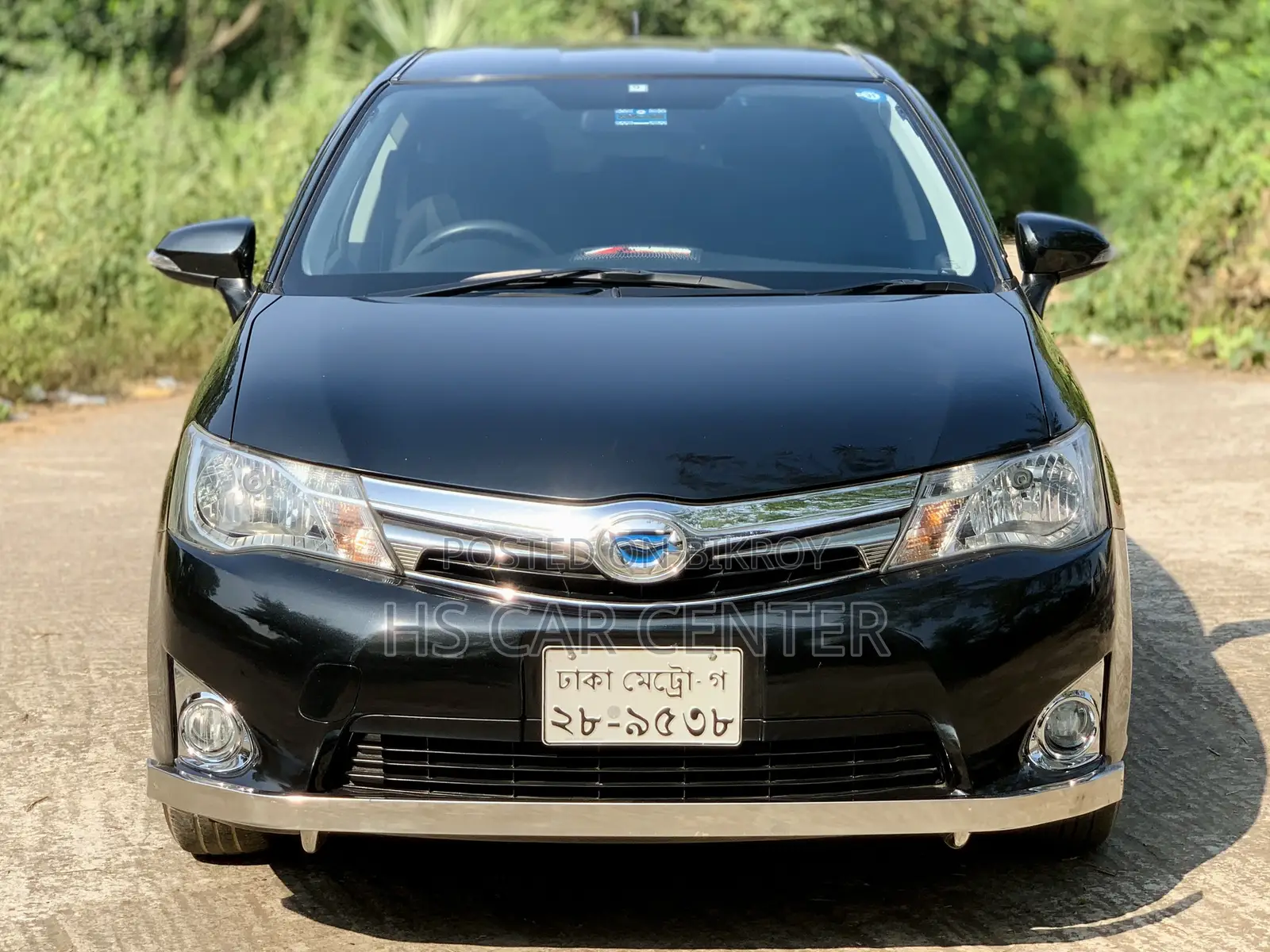 Toyota Corolla Fielder 1.5 Hybrid FWD 2014 Black