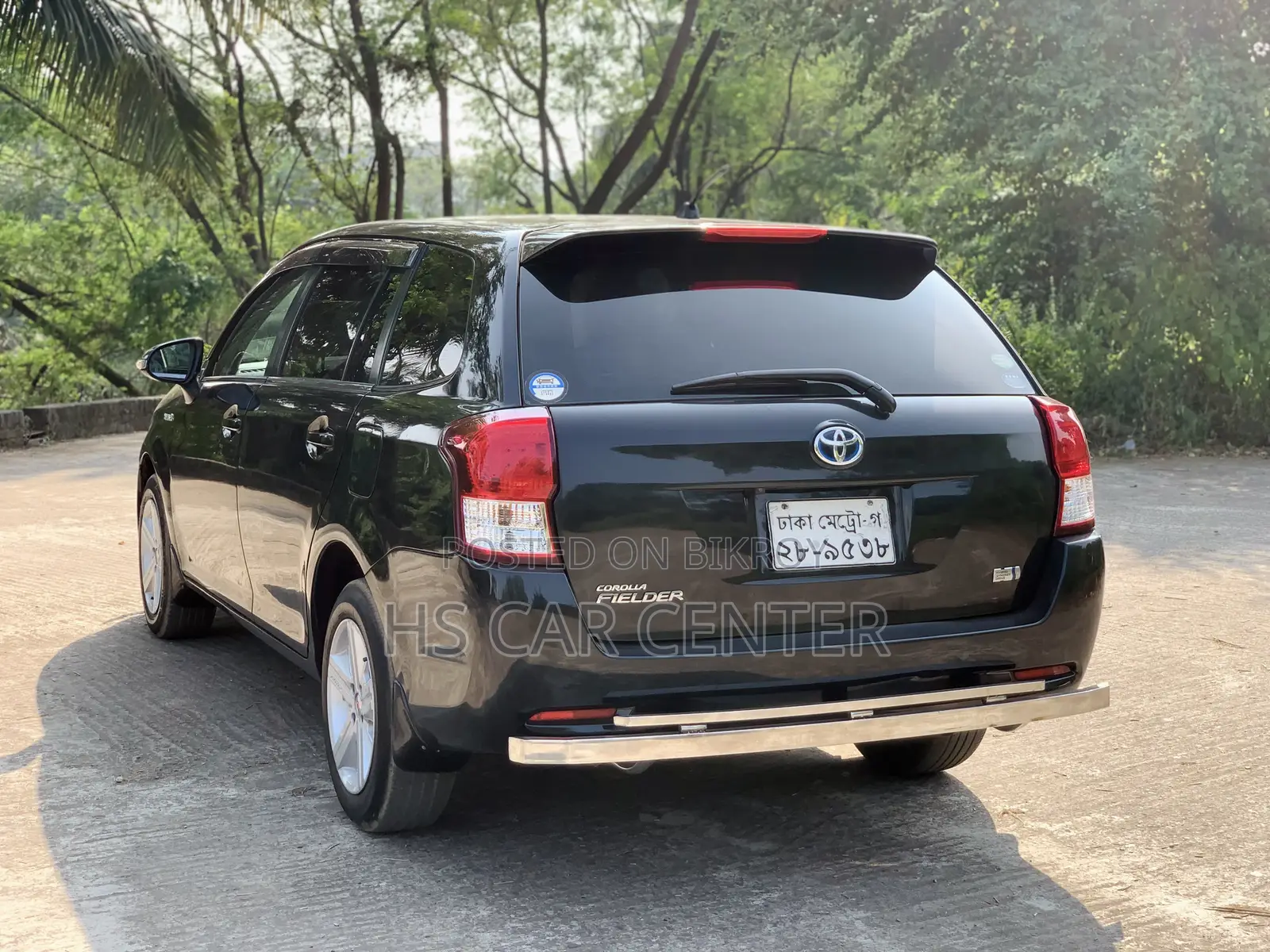 Toyota Corolla Fielder 1.5 Hybrid FWD 2014 Black