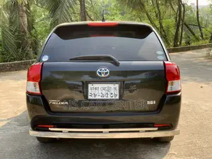 Toyota Corolla Fielder 1.5 Hybrid FWD 2014 Black