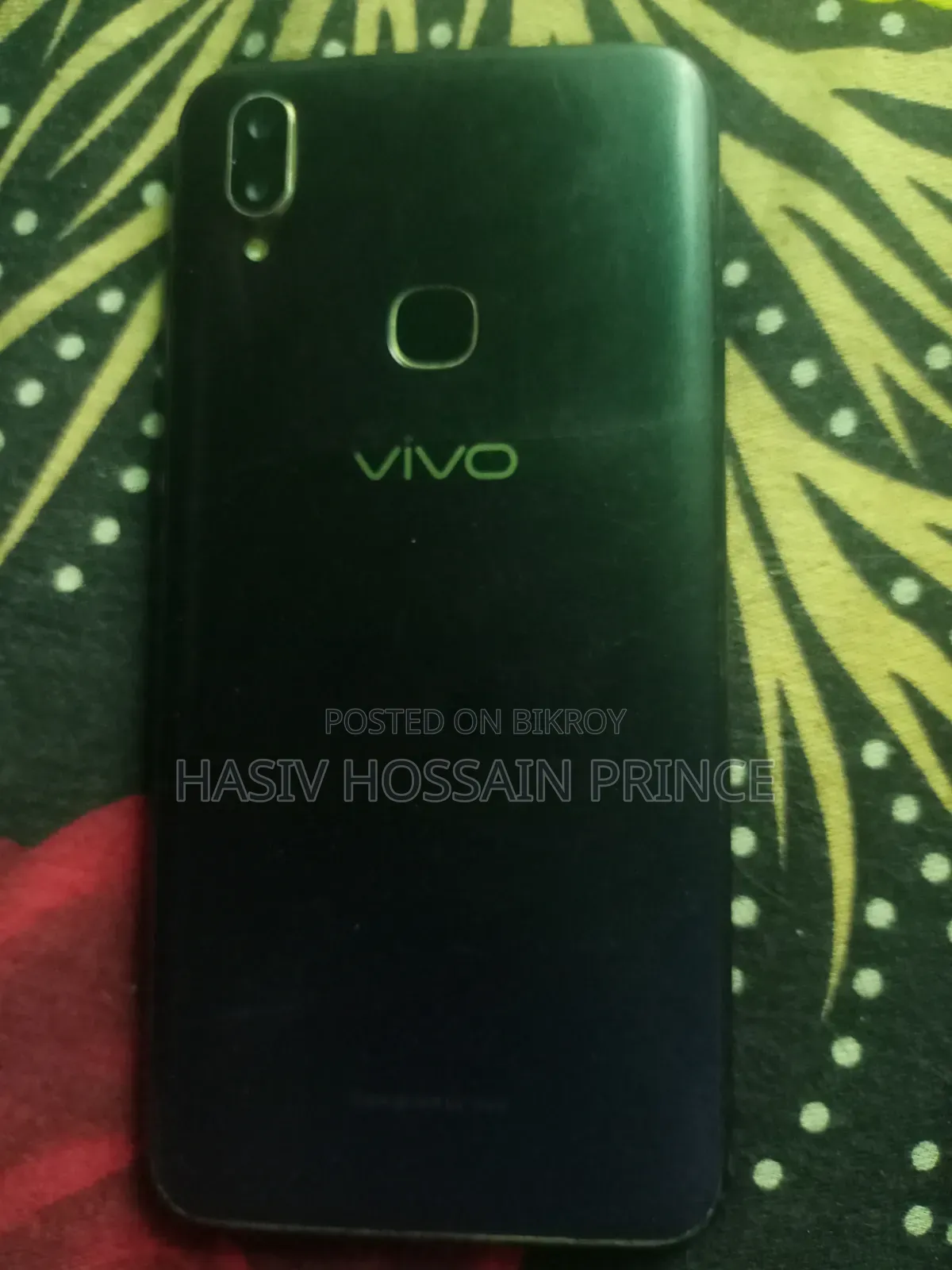 Vivo V11i 128 GB Black