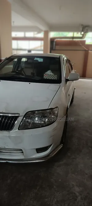 Toyota Corolla 2006 White