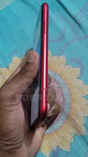 Apple iPhone 11 64 GB Red