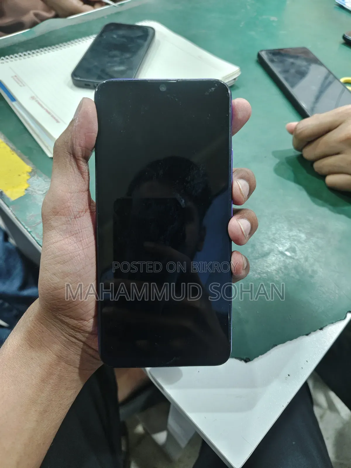 Vivo Y19 128 GB Purple