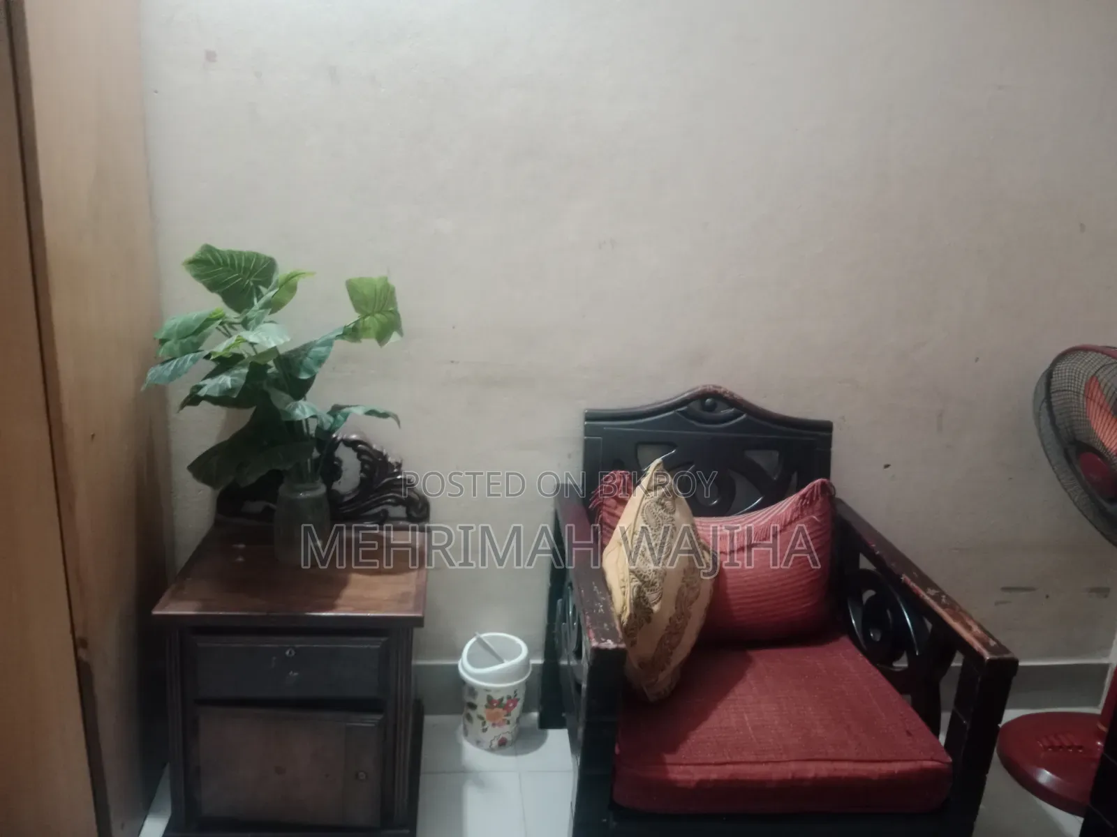 ব্যবহৃত সোফা সেট ২+২+১ বিক্রয়ের জন্য